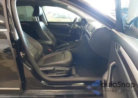 2016 Volkswagen Passat 1.8T Se из США, поврежденный, VIN 1VWBT7A34GC059107